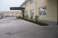 03_Blick-vom-Office-zur-Einfahrt